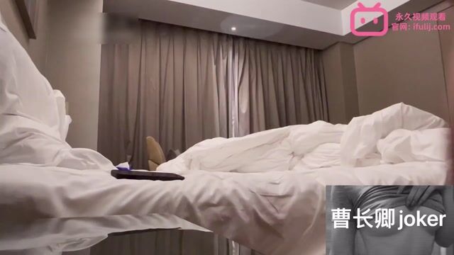 推特大神 曹长卿 约炮隔壁灰丝少妇 灰丝露脸组件…1